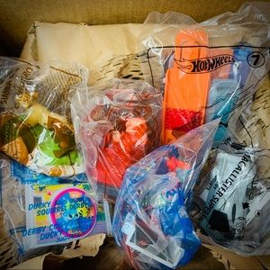 🆕 6 McDonald’s Happy Meal Toys: Simba, Ralph, etc